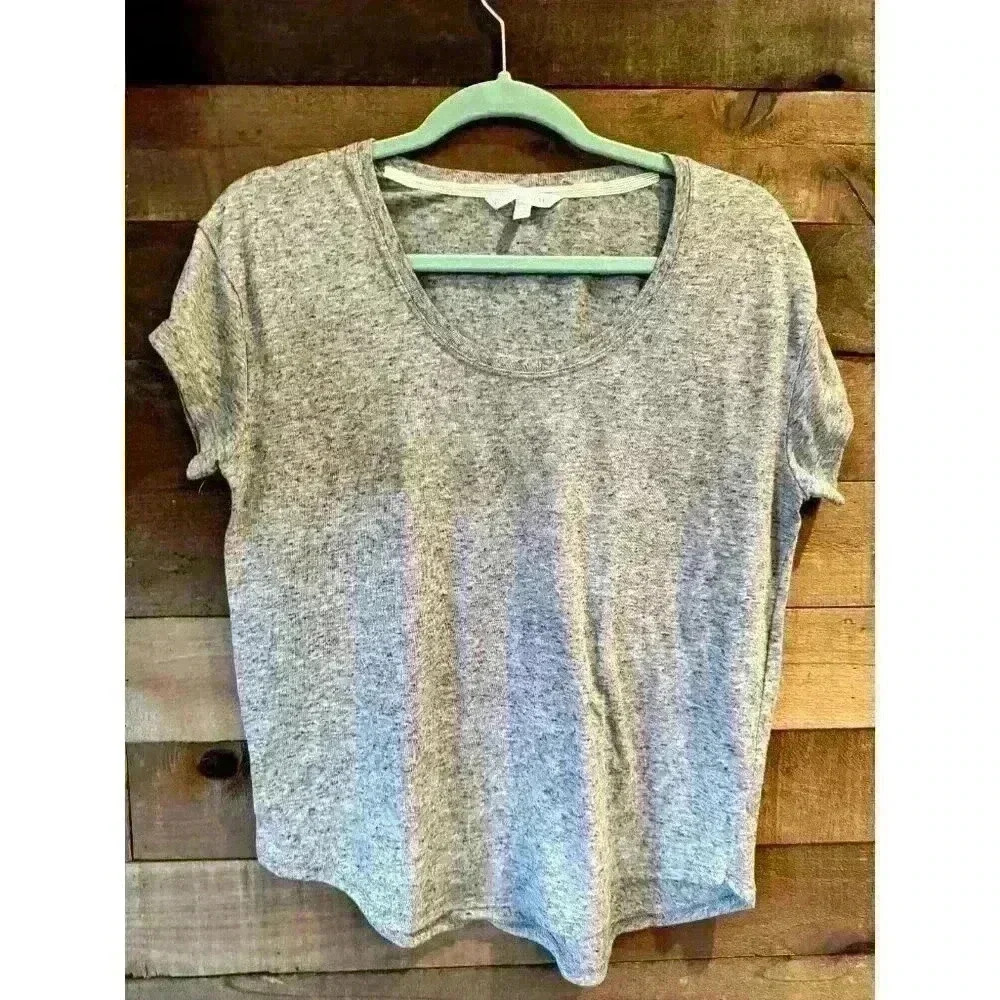 Victoria's Secret‎ Lightweight Gray women's T-shirt Medium 24"